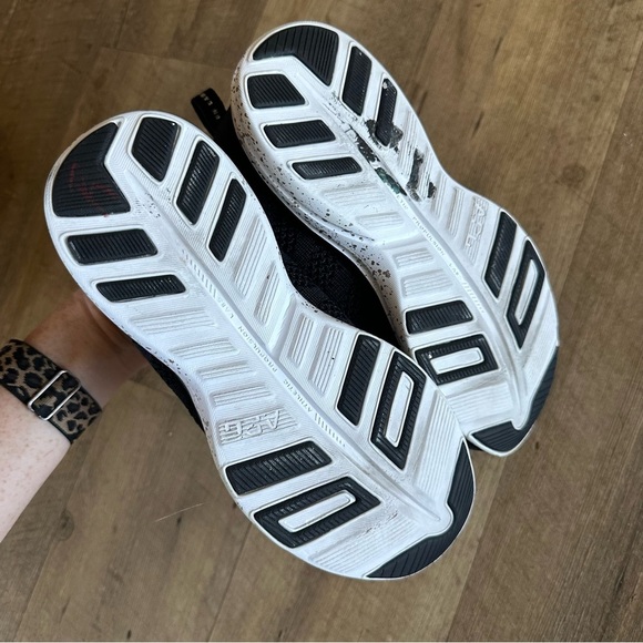 APL Black Metallic Speckle Techloom Pro Sneakers - Picture 8 of 11